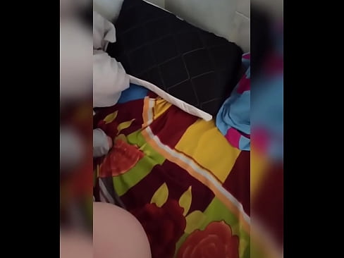 ❤️ Meng Matbierger bleift eleng doheem well hire Mann an d'Vakanz geet an ech profitéiere vun der Geleenheet fir hatt ze knacken an den Aarsch mat Mëllech ze fëllen Hausgemachte Porno bei eis ❌️❤